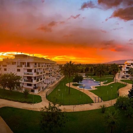 Апартаменти Bajo Puerta De Alcazaba Ретамар Екстер'єр фото